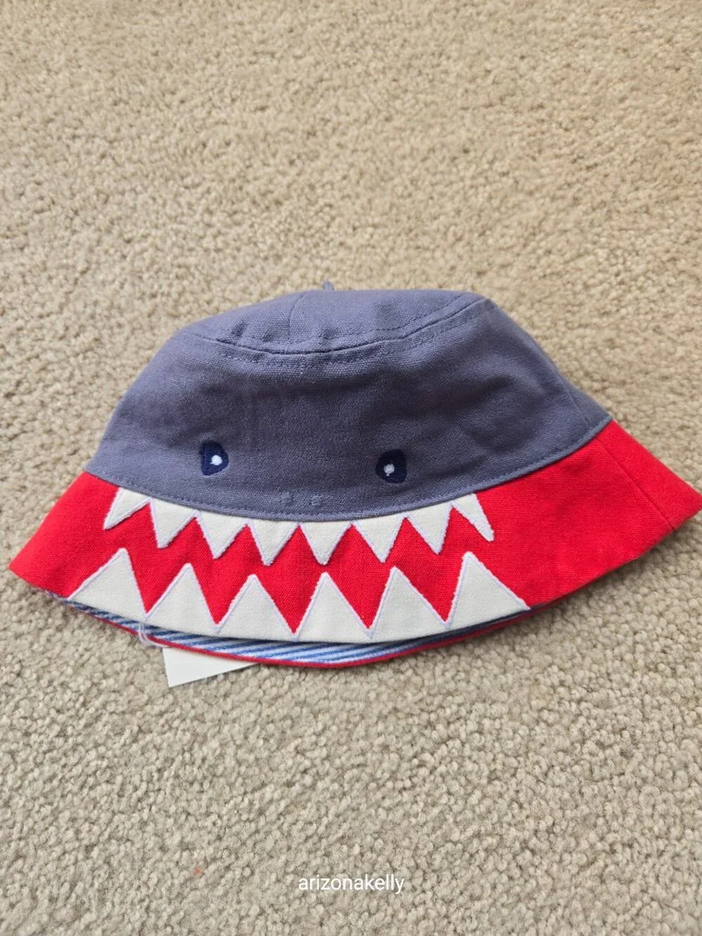 NWT Mini Boden Shark Hat Cotton Kids MED Child Youth